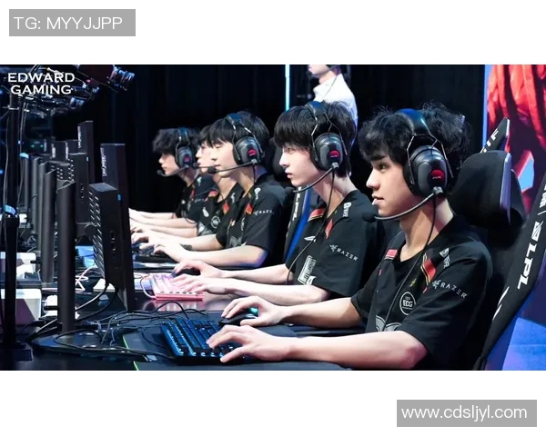 电竞比分赛后复盘LNG与WE对决的精彩瞬间与战术分析 电竞比分赛后复盘LNG与WE对决的精彩瞬间与战术分析